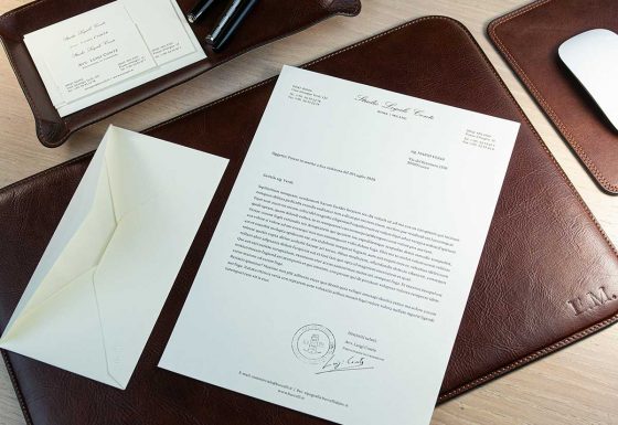 Lettere e buste Buccelli in carta vergata avorio